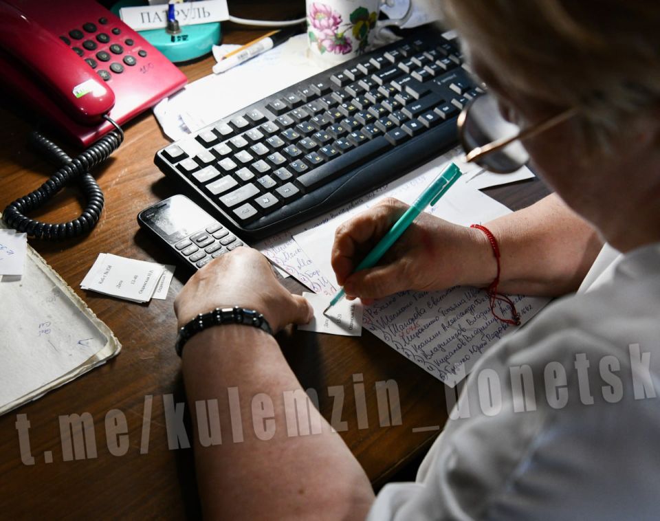 Работа горячей линии «1-500» становится настоящим спасением для пациентов и врачей Работа горячей линии «1-500» становится настоящим спасением для пациентов и врачей