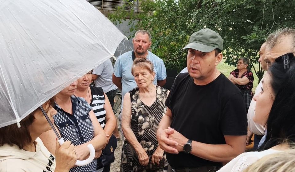 Константин Зинченко: С жителями Владимировки обсудил насущные вопросы Константин Зинченко: С жителями Владимировки обсудил насущные вопросы
