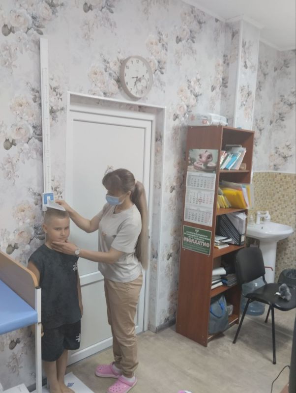 Сергей Юзвинкевич: Во исполнение поручения Главы Донецкой Народной Республики Дениса Владимировича Пушилина в Володарском муниципальном округе продолжаются предшкольные медицинские осмотры для детей, готовящихся к... Сергей Юзвинкевич: Во исполнение поручения Главы Донецкой Народной Республики Дениса Владимировича Пушилина в Володарском муниципальном округе продолжаются предшкольные медицинские осмотры для детей, готовящихся к...