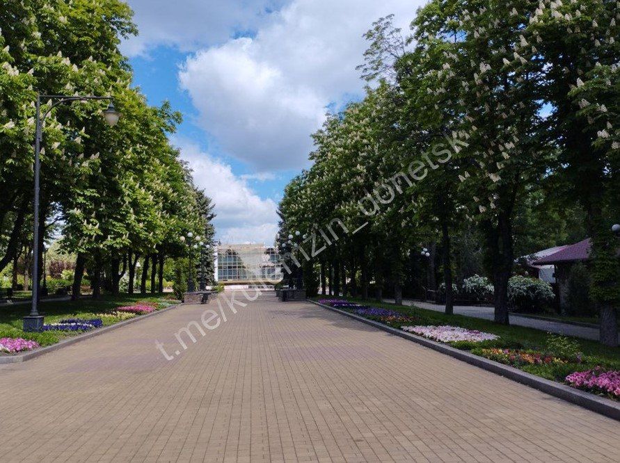 Алексей Кулемзин: В живописном парке имени А.С. Щербакова, который заслужено считается визитной карточкой города, работники ежедневно прикладывают максимум усилий для поддержания прогулочных зон и аллей в чистоте и порядке Алексей Кулемзин: В живописном парке имени А.С. Щербакова, который заслужено считается визитной карточкой города, работники ежедневно прикладывают максимум усилий для поддержания прогулочных зон и аллей в чистоте и порядке