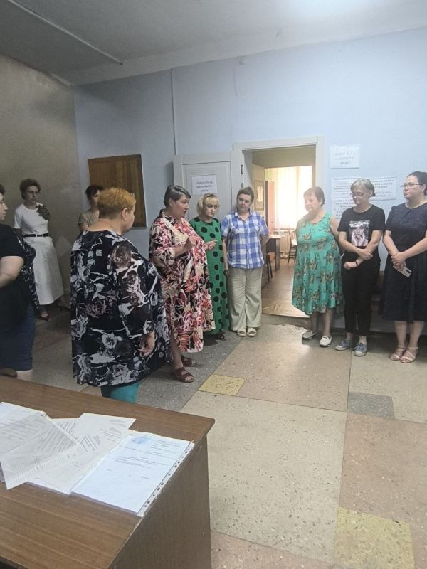 Встреча с жителями Кировского района города Донецка Встреча с жителями Кировского района города Донецка