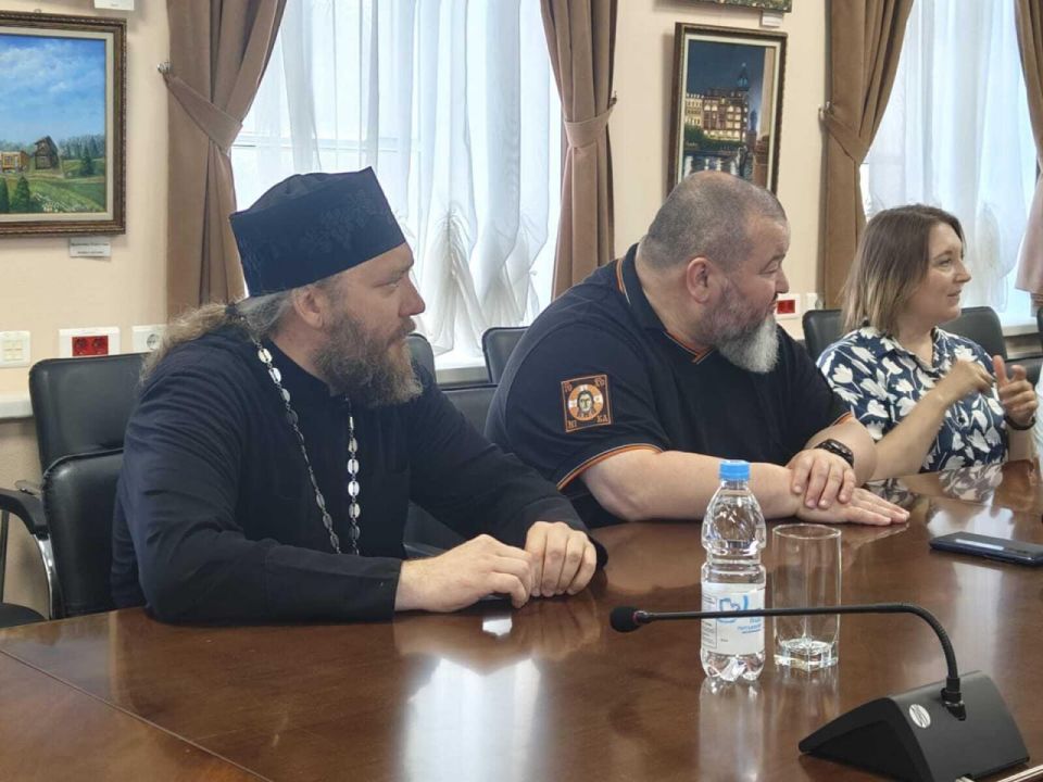 Между храмами в Невской Дубровке и Енакиево предложили установить побратимство Между храмами в Невской Дубровке и Енакиево предложили установить побратимство