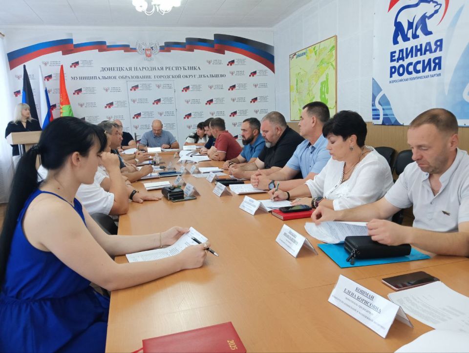 Сергей Желновач: Сегодня 18 июля 2025 года принял участие в очередном заседании Дебальцевского городского совета Донецкой Народной Республики первого созыва Сергей Желновач: Сегодня 18 июля 2025 года принял участие в очередном заседании Дебальцевского городского совета Донецкой Народной Республики первого созыва