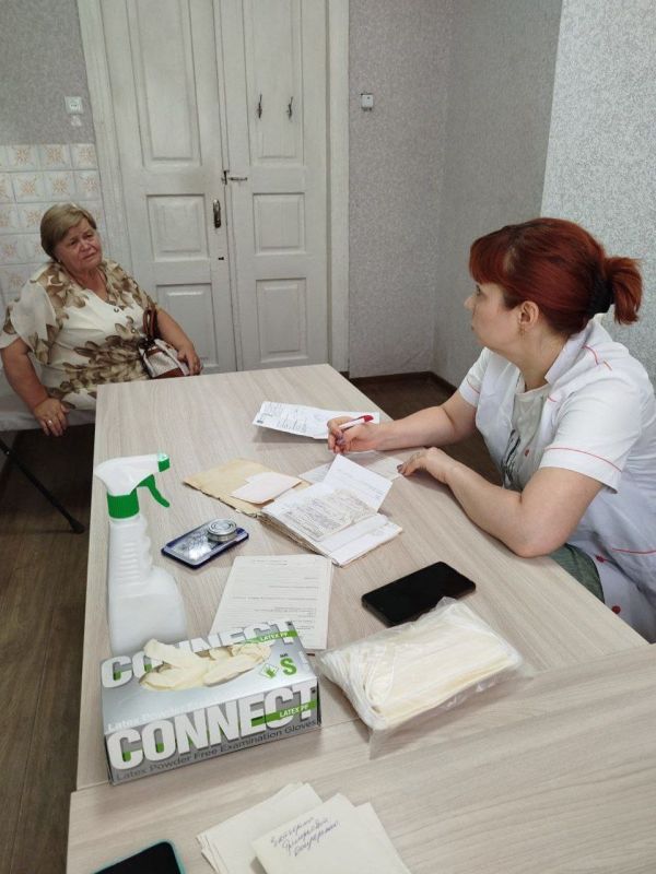 Консультативная бригада в больнице г. Дебальцево Консультативная бригада в больнице г. Дебальцево