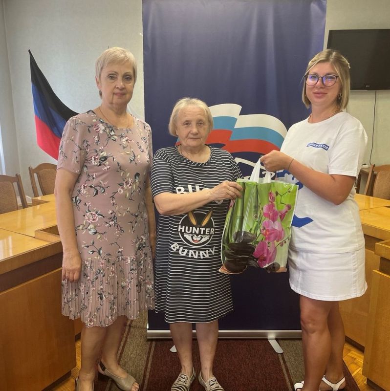 В рамках партийного проекта «Единая страна – доступная среда» Всероссийской политической партии «Единая Россия», основной целью которого является поддержка и социальная интеграция людей с инвалидностью, в Пролетарском... В рамках партийного проекта «Единая страна – доступная среда» Всероссийской политической партии «Единая Россия», основной целью которого является поддержка и социальная интеграция людей с инвалидностью, в Пролетарском...