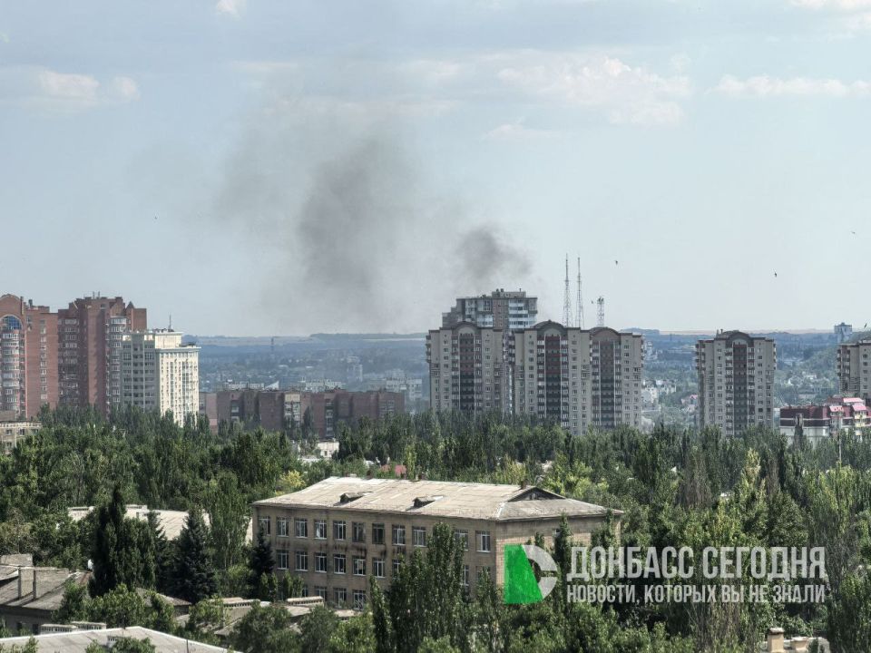 В Донецке с устоявшейся жарой сохраняется высокая пожароопасность, будьте осторожны В Донецке с устоявшейся жарой сохраняется высокая пожароопасность, будьте осторожны