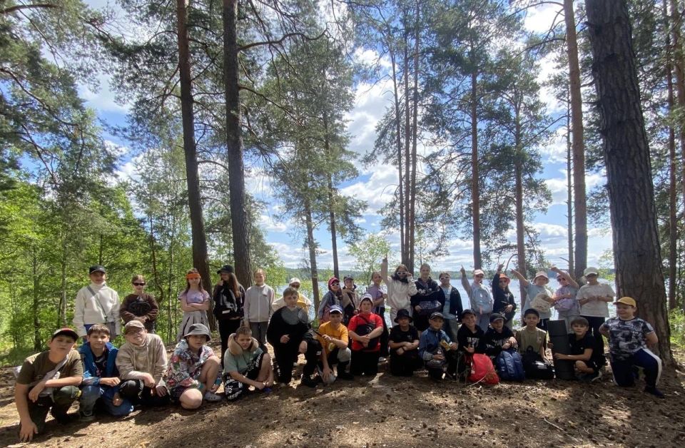 95 школьников из Мангушского муниципального округа отдохнули в лагере «Озеро Свято» 95 школьников из Мангушского муниципального округа отдохнули в лагере «Озеро Свято»