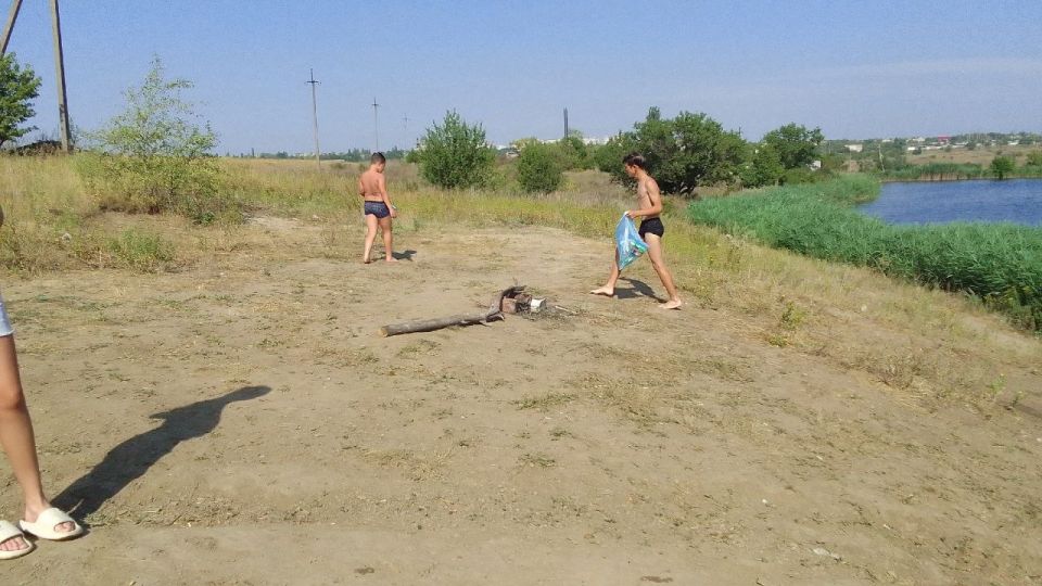 Акция "25 добрых дел МГЮ" в Кировском: заботимся о природе! Акция "25 добрых дел МГЮ" в Кировском: заботимся о природе!