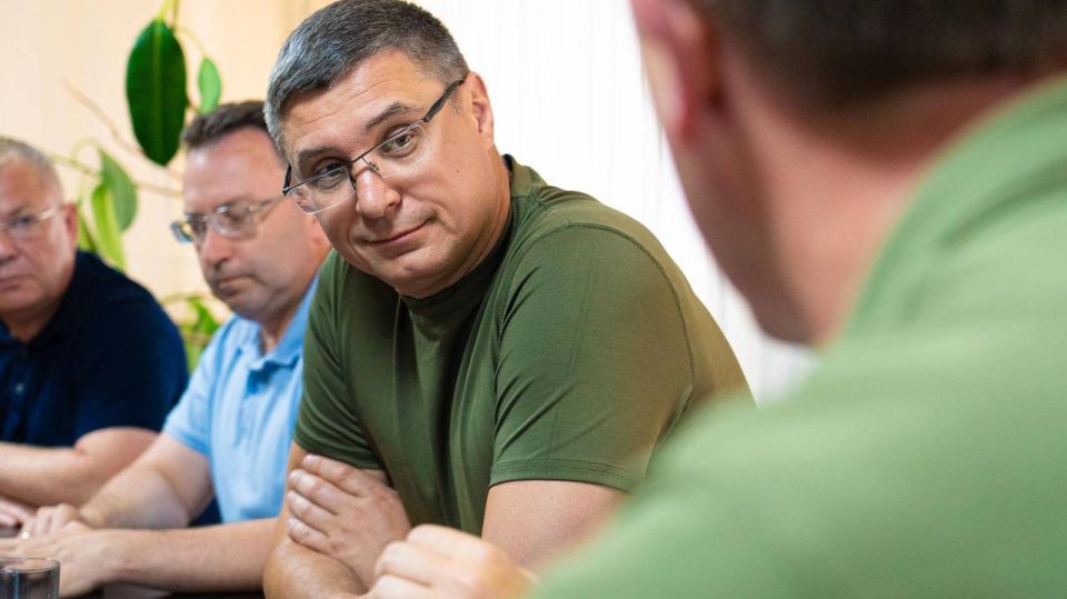 Губернатор Владимирской области Александр Авдеев провел рабочее совещание в Кировском Губернатор Владимирской области Александр Авдеев провел рабочее совещание в Кировском