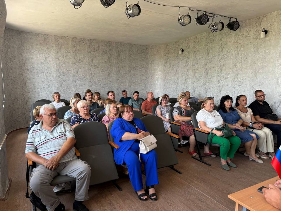 Денис Зубов: Аппаратное совещание в городском округе Иловайск Денис Зубов: Аппаратное совещание в городском округе Иловайск