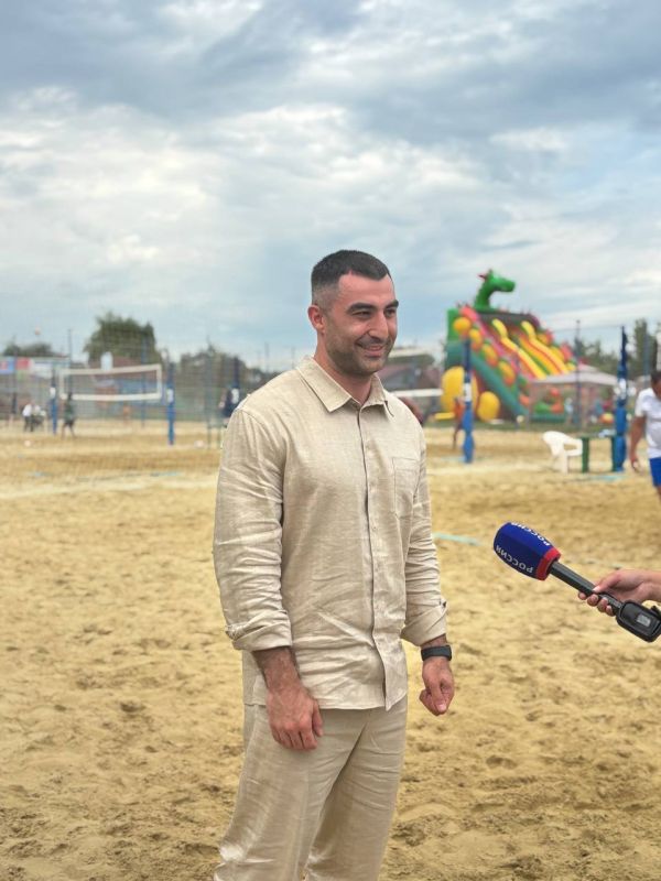 «Моршанский сокол». В минувшие выходные посетил ежегодный турнир по пляжному волейболу «Моршанский сокол», который проходил в селе Сокольники Моршанского муниципального округа и объединил более полутора тысяч участников и... «Моршанский сокол». В минувшие выходные посетил ежегодный турнир по пляжному волейболу «Моршанский сокол», который проходил в селе Сокольники Моршанского муниципального округа и объединил более полутора тысяч участников и...