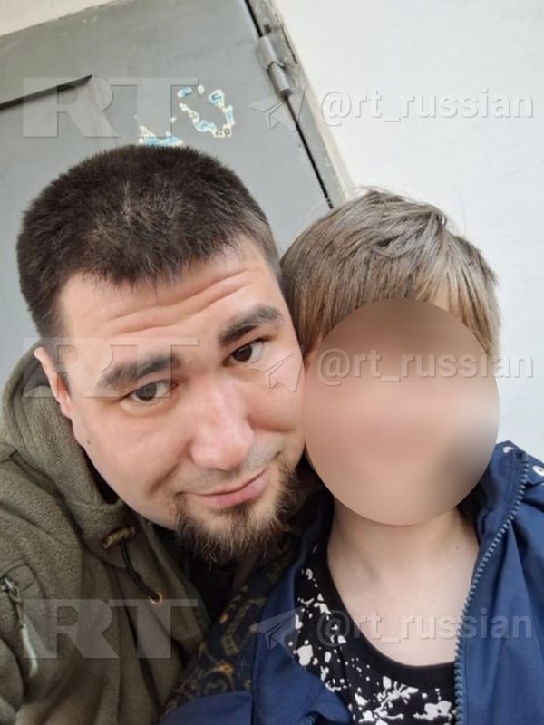 Военный медик год прослужил на передовой с осколком мины в ноге Военный медик год прослужил на передовой с осколком мины в ноге