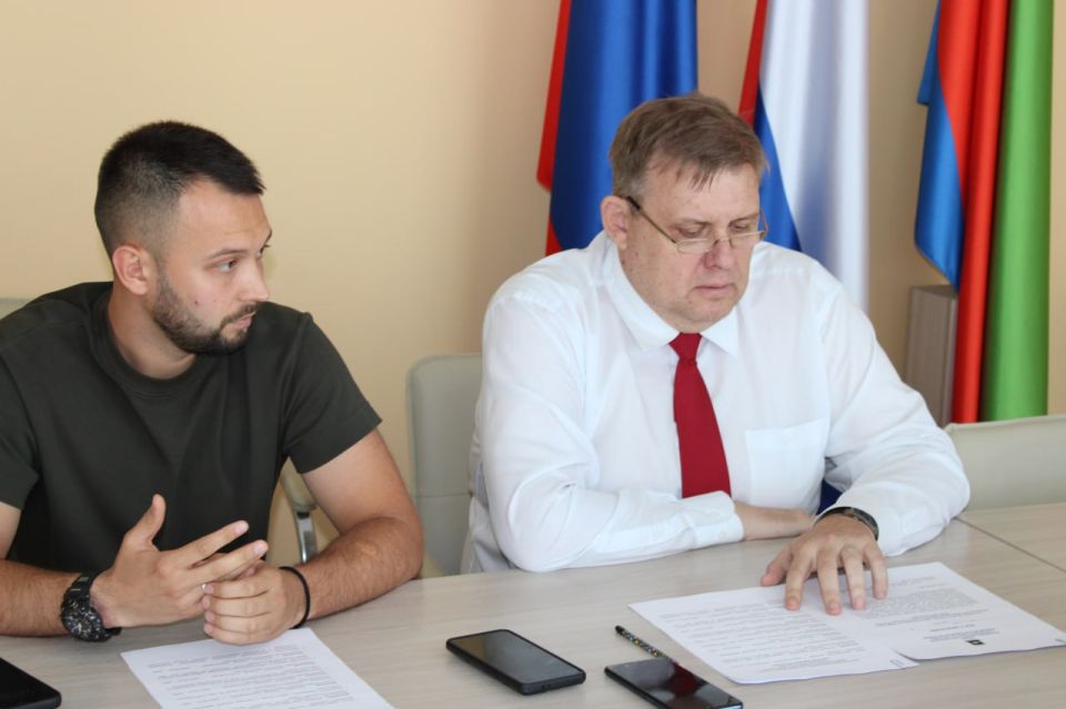 Иван Приходько: Во исполнение поручения Главы Донецкой Народной Республики Дениса Владимировича Пушилина сегодня начал свою работу Штаб по вопросам здравоохранения Иван Приходько: Во исполнение поручения Главы Донецкой Народной Республики Дениса Владимировича Пушилина сегодня начал свою работу Штаб по вопросам здравоохранения