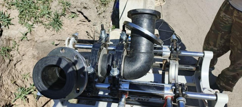 Николай Михайлов: В Старобешево благодаря Бурятии отремонтируют 4 участка водопроводной сети Николай Михайлов: В Старобешево благодаря Бурятии отремонтируют 4 участка водопроводной сети