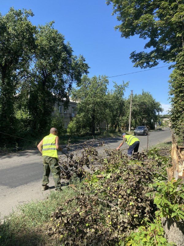 Под контролем Главы Донецкой Народной Республики Дениса Пушилина, в целях обеспечения открытого информирования жителей округа о проделанной работе сообщаем следующее: Под контролем Главы Донецкой Народной Республики Дениса Пушилина, в целях обеспечения открытого информирования жителей округа о проделанной работе сообщаем следующее: