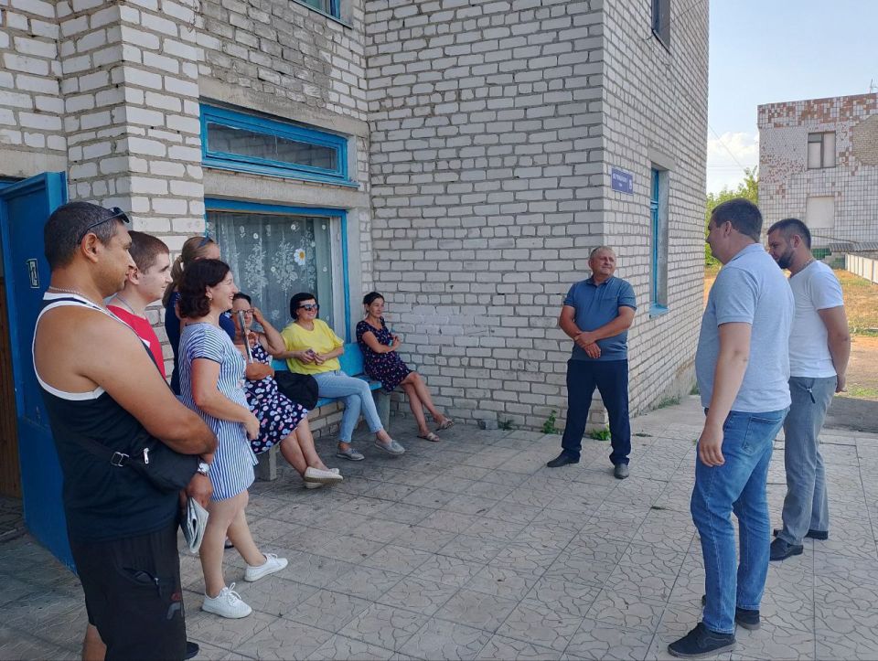 Наталья Великодная: В селе Греково-Александровке прошла встреча с населением Наталья Великодная: В селе Греково-Александровке прошла встреча с населением