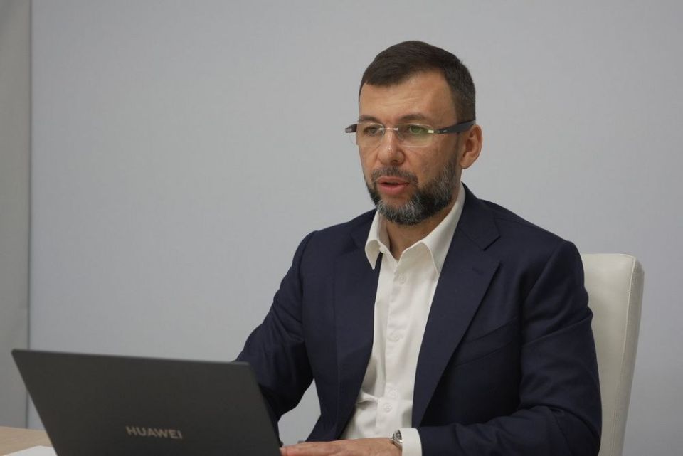 Александр Подгорный: У федеральной власти, в частности у нашего Президента, особое отношение к Донецкой Народной Республике Александр Подгорный: У федеральной власти, в частности у нашего Президента, особое отношение к Донецкой Народной Республике