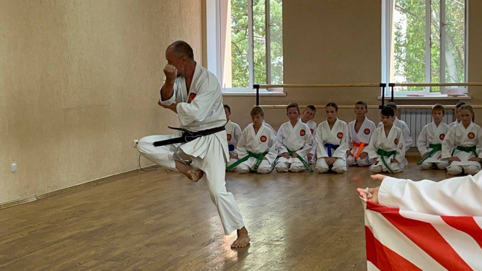 Презентация вида спорта «Каратэ» Презентация вида спорта «Каратэ»
