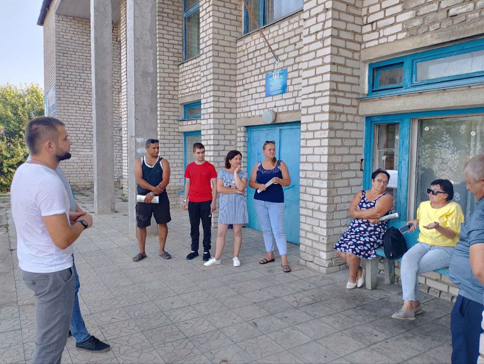 Наталья Великодная: В селе Греково-Александровке прошла встреча с населением Наталья Великодная: В селе Греково-Александровке прошла встреча с населением