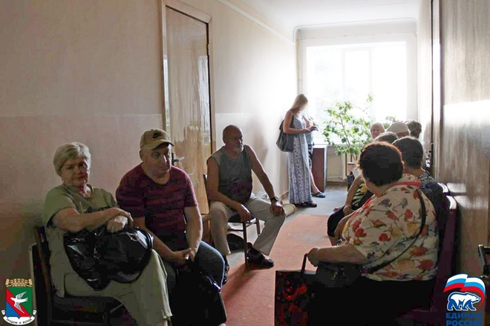 Роман Конев: Состоялась встреча руководства администрации городского округа Горловка с жителями Роман Конев: Состоялась встреча руководства администрации городского округа Горловка с жителями