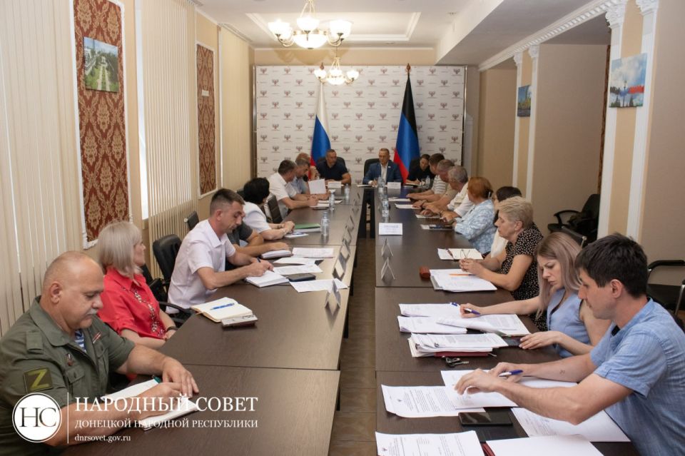 Своих не бросаем: депутаты работают над решением проблем бойцов и их семей Своих не бросаем: депутаты работают над решением проблем бойцов и их семей