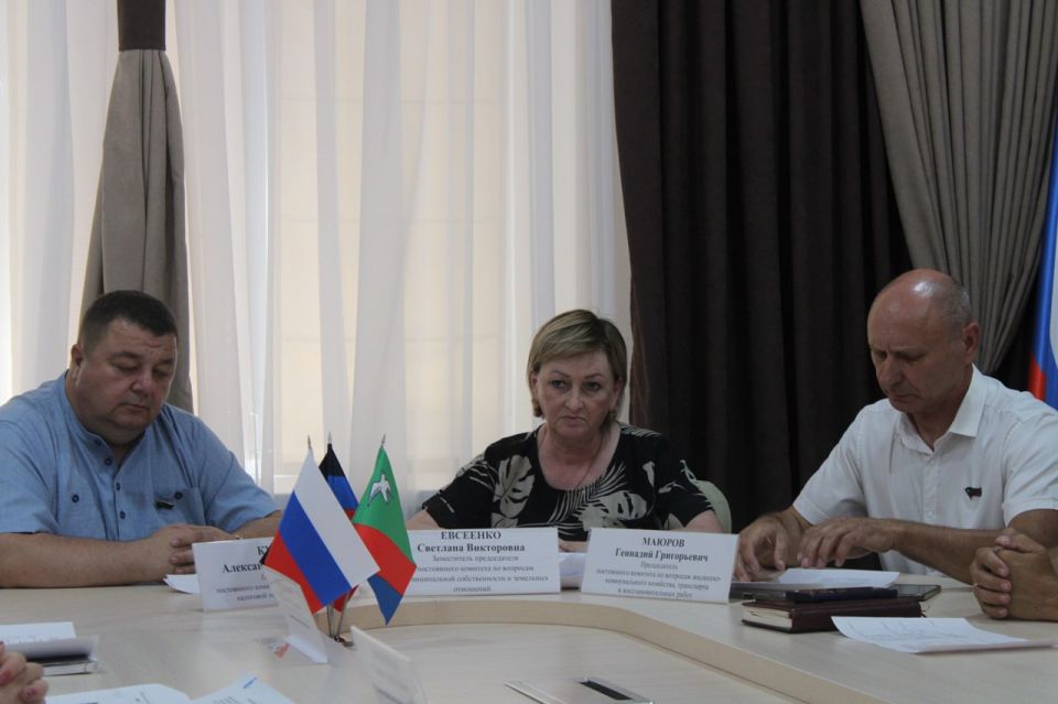 Роман Конев: Состоялись заседания постоянных комитетов Горловского городского совета Донецкой Народной Республики первого созыва Роман Конев: Состоялись заседания постоянных комитетов Горловского городского совета Донецкой Народной Республики первого созыва