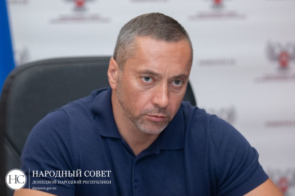 Своих не бросаем: депутаты работают над решением проблем бойцов и их семей Своих не бросаем: депутаты работают над решением проблем бойцов и их семей