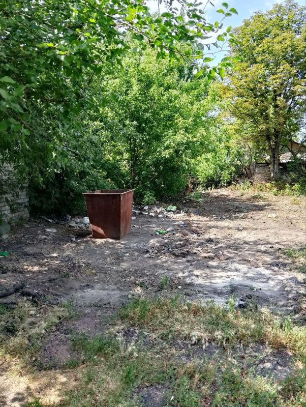 С целью улучшения санитарного состояния городского округа Дебальцево, во исполнение поручения Главы Донецкой Народной Республики Дениса Владимировича Пушилина о вывозе несанкционированных свалок и перенакоплений на... С целью улучшения санитарного состояния городского округа Дебальцево, во исполнение поручения Главы Донецкой Народной Республики Дениса Владимировича Пушилина о вывозе несанкционированных свалок и перенакоплений на...