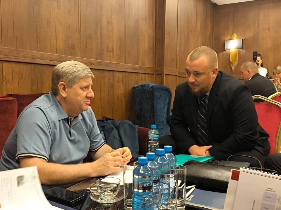 Опыт Правительства ДНР — ветеранам СВО: Андрей Чертков стал наставником для трех участников проекта «Донбасс. СВОи Герои» Опыт Правительства ДНР — ветеранам СВО: Андрей Чертков стал наставником для трех участников проекта «Донбасс. СВОи Герои»