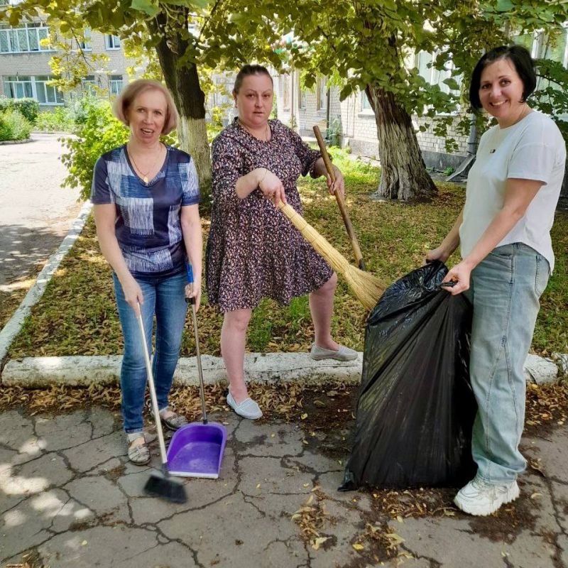 «Чистый четверг» в Буденновском районе «Чистый четверг» в Буденновском районе