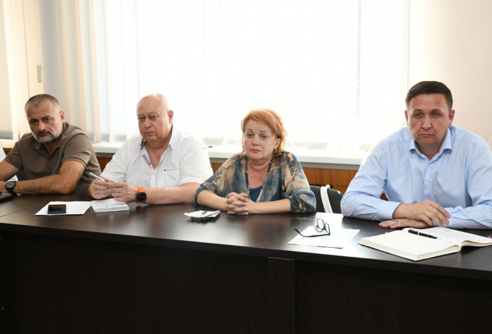 Владислав Ключаров: На очередном городском штабе по охране здоровья обсудили взаимодействие учреждений здравоохранения с районными управами Владислав Ключаров: На очередном городском штабе по охране здоровья обсудили взаимодействие учреждений здравоохранения с районными управами