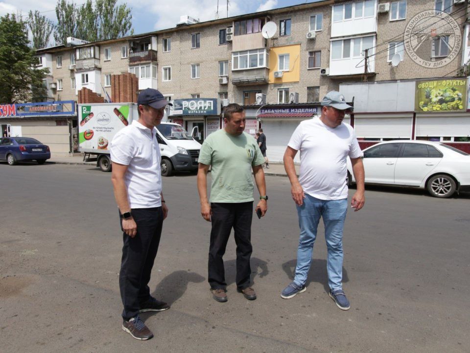 Более 100 тыс. кв. м дорожного покрытия уже обновили на улицах Донецка в рамках федерального финансирования Более 100 тыс. кв. м дорожного покрытия уже обновили на улицах Донецка в рамках федерального финансирования