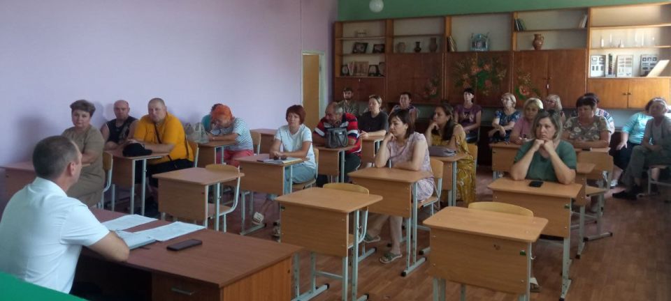 22 июля член Общественного совета Муниципального образования Володарский МО Коротков Е.П. провел встречу с трудовым коллективом ГБОУ «Старченковская школа Володарского МО» 22 июля член Общественного совета Муниципального образования Володарский МО Коротков Е.П. провел встречу с трудовым коллективом ГБОУ «Старченковская школа Володарского МО»