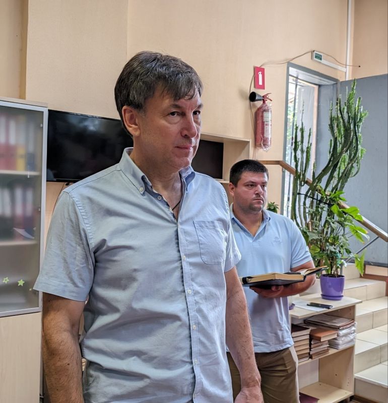 Наталья Бегуненко: В четверг, 24 июля, руководитель Управы Петровского внутригородского района Администрации городского округа Донецк Наталья Ивановна Бегуненко провела встречу с трудовым коллективом Наталья Бегуненко: В четверг, 24 июля, руководитель Управы Петровского внутригородского района Администрации городского округа Донецк Наталья Ивановна Бегуненко провела встречу с трудовым коллективом