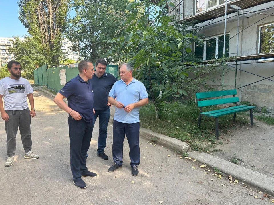 Ленобласть продолжает восстановление жилого дома в Енакиево Ленобласть продолжает восстановление жилого дома в Енакиево