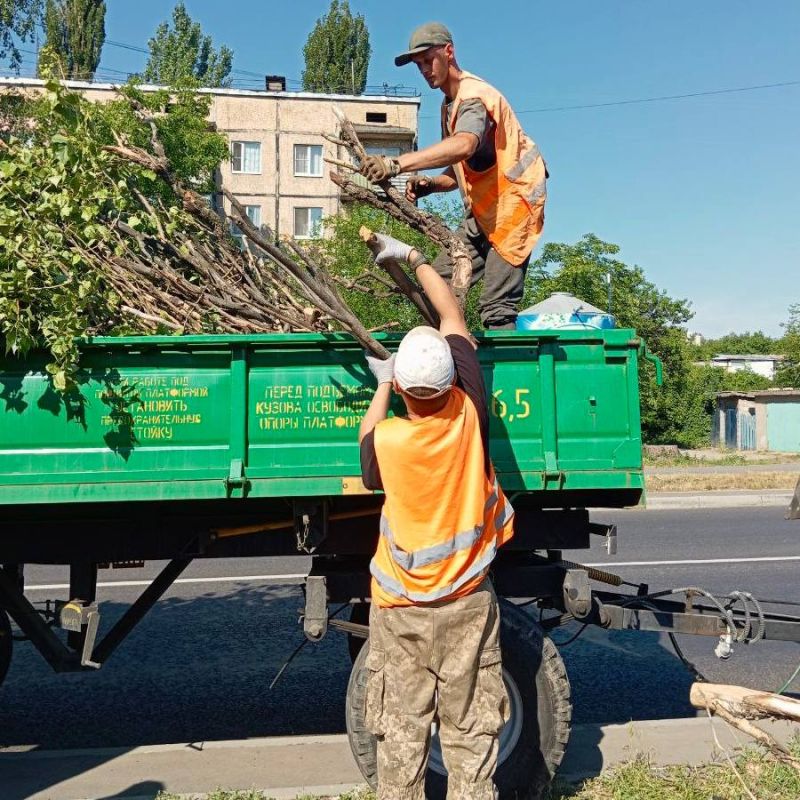 «Чистый четверг» в Буденновском районе «Чистый четверг» в Буденновском районе