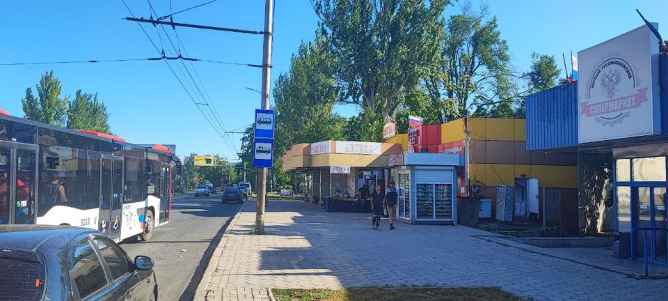 Сергей Скиданов: Проспект Киевский 7в "магазин Продукты" 5 руб за 1 литр Сергей Скиданов: Проспект Киевский 7в "магазин Продукты" 5 руб за 1 литр