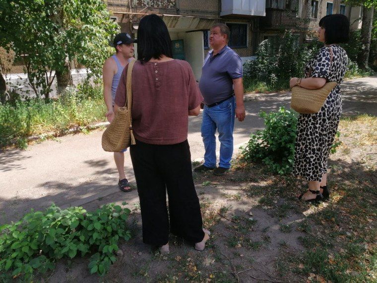 Заместитель главы администрации муниципального образования городского округа Енакиево встретился с жителями Заместитель главы администрации муниципального образования городского округа Енакиево встретился с жителями