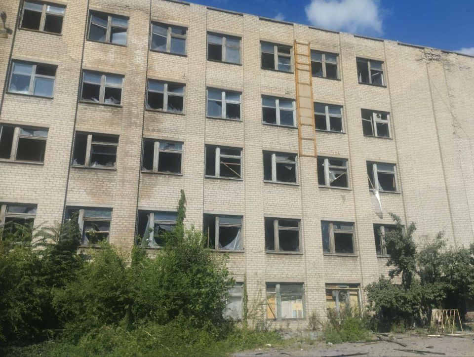 «Вражеские снаряды ударили по территории шахты имени Засядько»: ВСУ снова использовали реактивную артиллерию при обстреле Донецка «Вражеские снаряды ударили по территории шахты имени Засядько»: ВСУ снова использовали реактивную артиллерию при обстреле Донецка
