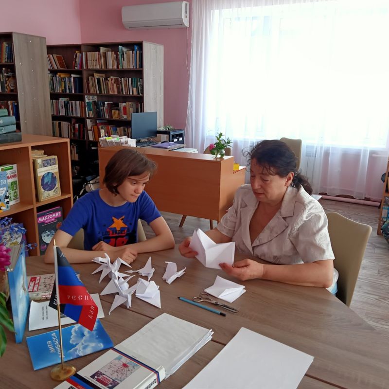 Журавлики памяти. Летят журавлики Журавлики памяти. Летят журавлики