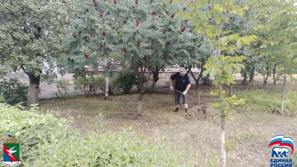 Роман Конев: В Никитовском районе Горловки продолжается масштабный партийный проект Единой России «Городская среда» Роман Конев: В Никитовском районе Горловки продолжается масштабный партийный проект Единой России «Городская среда»