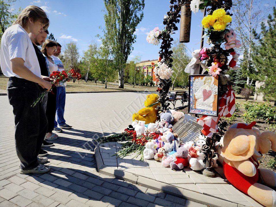 Алексей Кулемзин: Для Донецка 27 июля - это день глубокой скорби по нашим Ангелам Донбасса Алексей Кулемзин: Для Донецка 27 июля - это день глубокой скорби по нашим Ангелам Донбасса