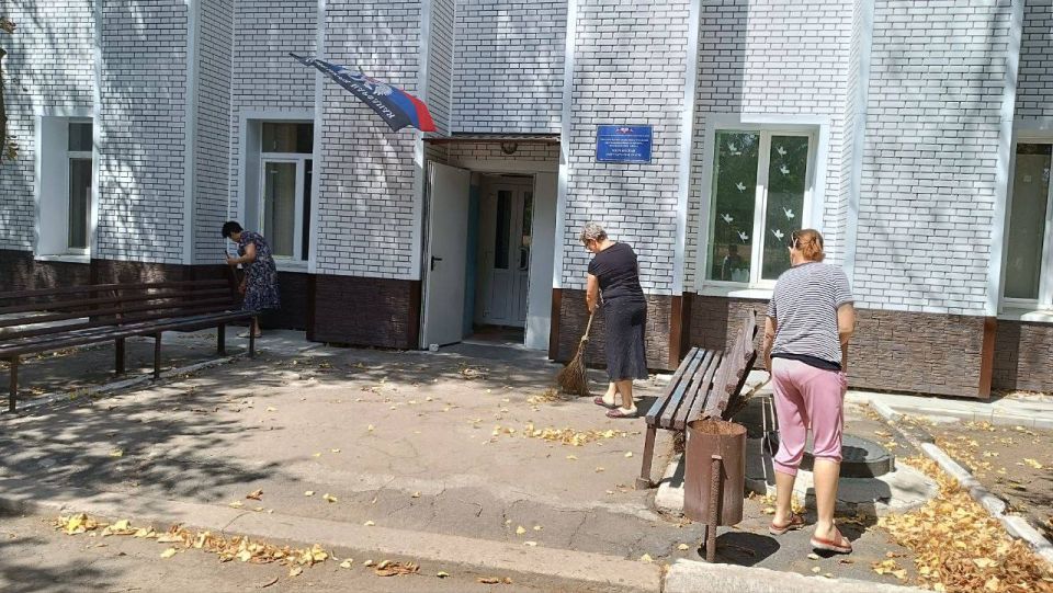 Наталья Великодная: Сегодня, по поручению Главы Республики Дениса Пушилина, на территории Тельмановского муниципального округа был организован субботник во всех населенных пунктах Наталья Великодная: Сегодня, по поручению Главы Республики Дениса Пушилина, на территории Тельмановского муниципального округа был организован субботник во всех населенных пунктах