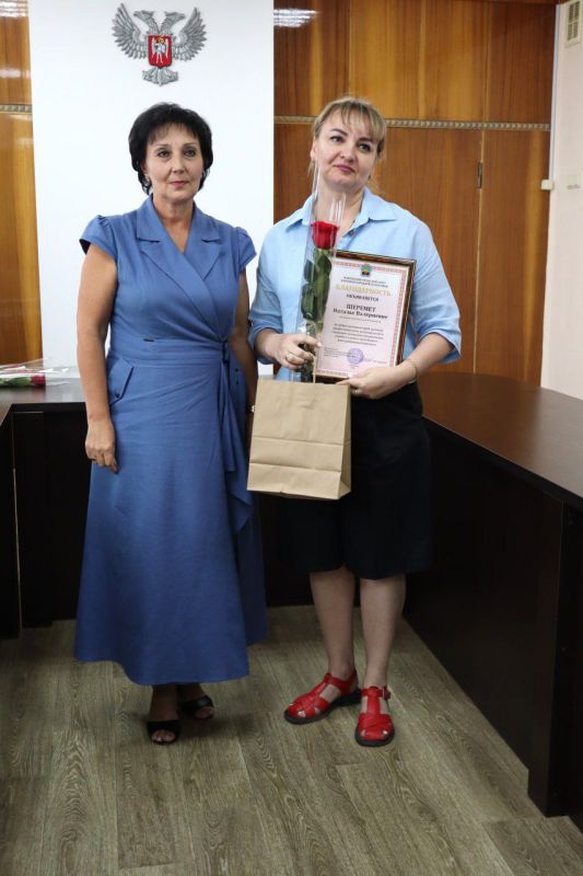 Валентина Харлашка: Накануне Дня работника торговли поздравила представителей отрасли с профессиональным праздником Валентина Харлашка: Накануне Дня работника торговли поздравила представителей отрасли с профессиональным праздником
