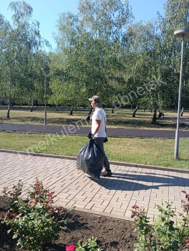 Благоустройство парковых пространств продолжается Благоустройство парковых пространств продолжается