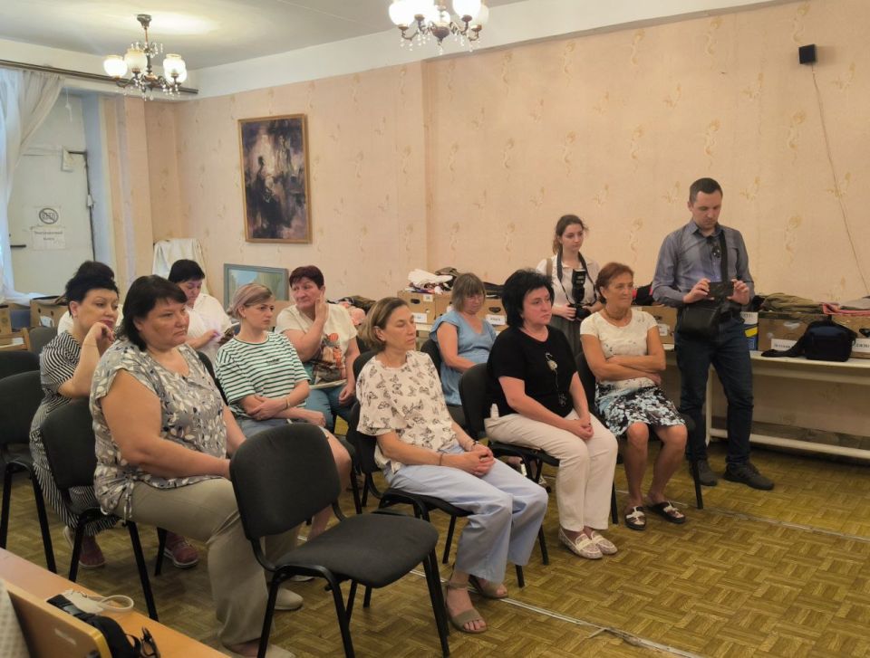 В Ленинском районе г.Донецка состоялась встреча с трудовым коллективом В Ленинском районе г.Донецка состоялась встреча с трудовым коллективом