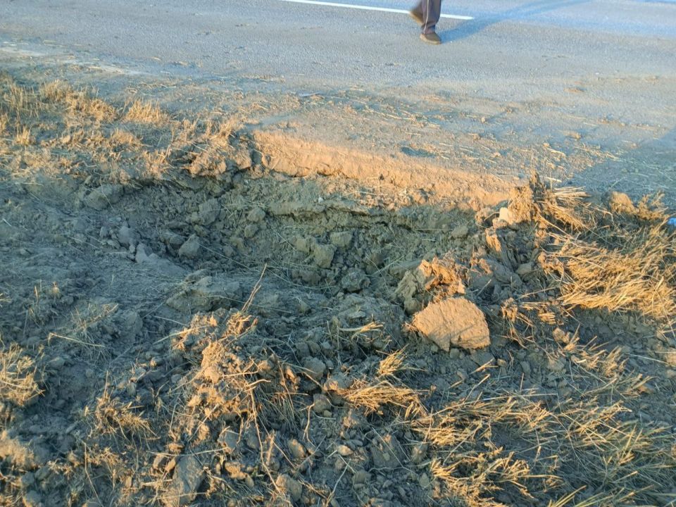 Фото и видео с места гибели людей от украинского БПЛА в Зимовниковском районе Фото и видео с места гибели людей от украинского БПЛА в Зимовниковском районе