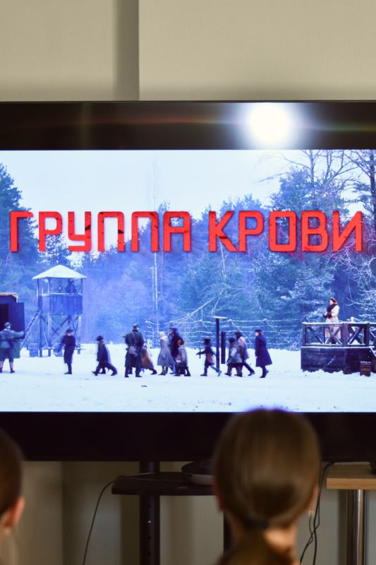 Кирилл Макаров: В преддверии Дня памяти о детях, погибших на Донбассе, в 19 городах Республики прошли показы фильма «Группа крови» Кирилл Макаров: В преддверии Дня памяти о детях, погибших на Донбассе, в 19 городах Республики прошли показы фильма «Группа крови»