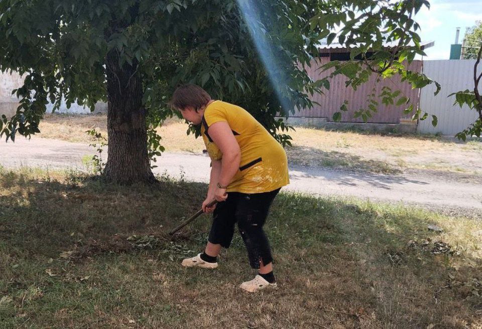 Вот так проходит субботник в Червоногвардейском районе! Вот так проходит субботник в Червоногвардейском районе!