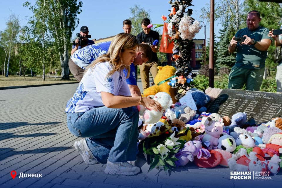 27 июля – скорбная дата в истории Донецкой Народной Республики 27 июля – скорбная дата в истории Донецкой Народной Республики